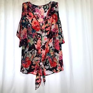 Floral Peek a Boo shoulder Short Sleeve Blouse